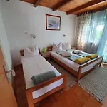 Lu Apartamento Vir