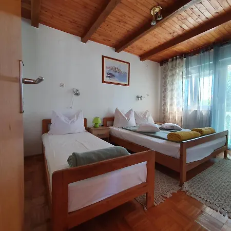 Apartment Lu